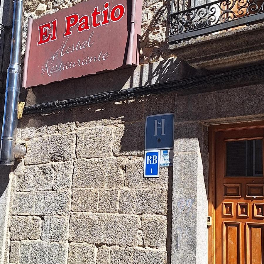 Hostal El Patio Restaurante San Bartolome de Pinares Exterior photo